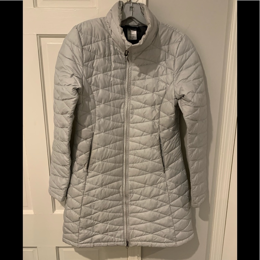 Patagonia women’s nano puff coat